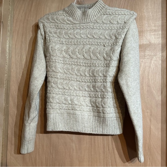 BlankNYC Cream Oatmeal Horizontal Cable Knit Crewneck Sweater small - Picture 3 of 4